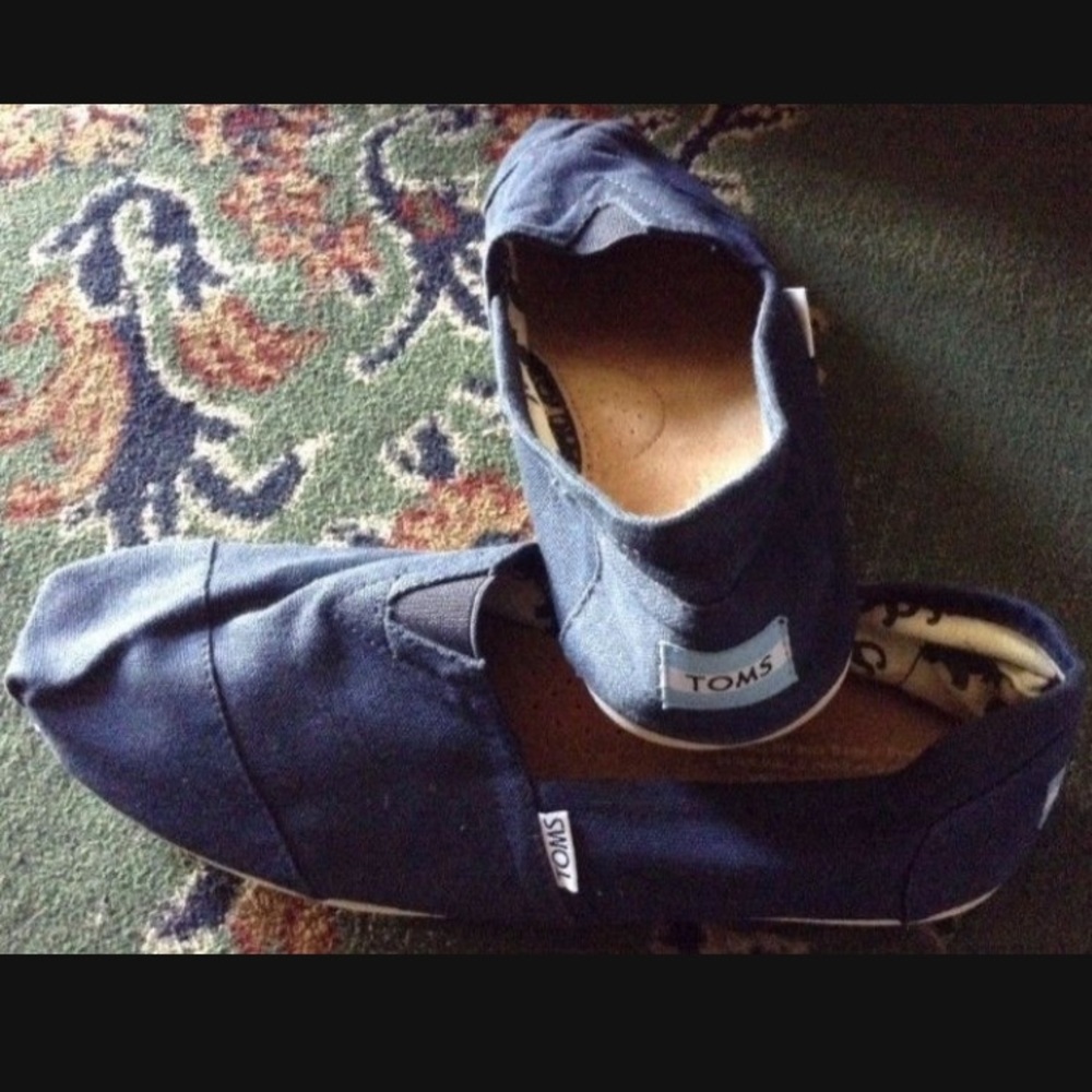 10.5 M TOMS loafers blue